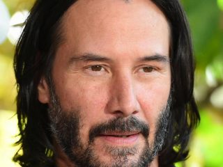 Keanu Reeves saltó 19 veces de un edificio para la nueva película de "Matrix"