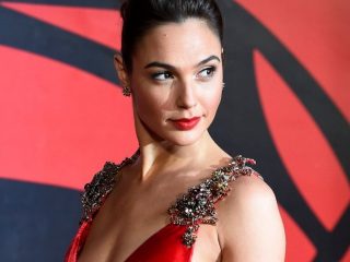 Gal Gadot dice que su cover de "Imagine" fue "de mal gusto"