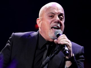 Billy Joel compara a Taylor Swift con los Beatles