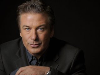 Alec Baldwin quería terminar de filmar 'Rust' después del tiroteo