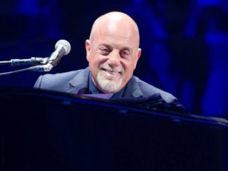 La película biográfica de Billy Joel ya viene en camino