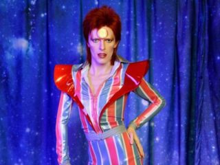 Madame Tussauds Londres presenta nueva figura de cera de David Bowie