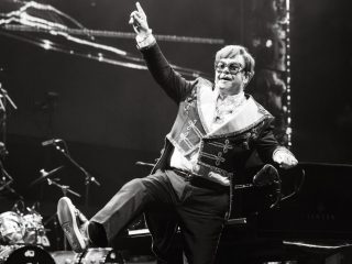 Madman Across The Water de Elton John tendrá una edición de aniversario