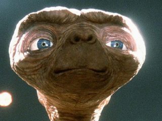 Steven Spielberg explica cómo el divorcio de sus padres inspiró 'E.T.'