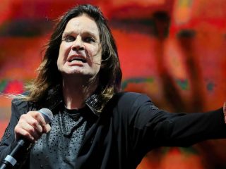 Ozzy Osbourne da positivo por COVID-19