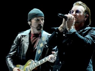 U2, Bruce Springsteen, Elton John y más comparten mensajes para la campaña 'Stand Up For Ukraine'