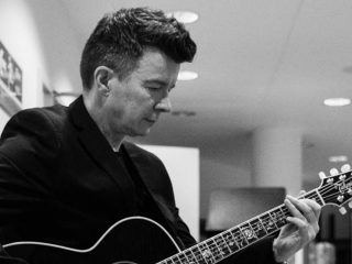 Rick Astley podría lanzar un nuevo álbum