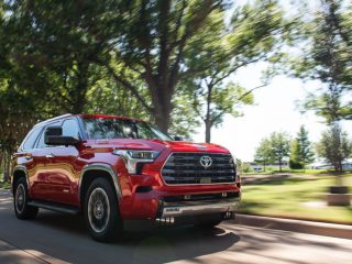 Toyota confirma electrificados, otro deportivo y Sequoia nueva