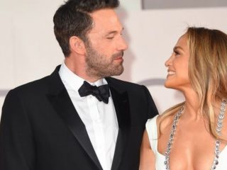 Jennifer Lopez y Ben Affleck se casaron en Las Vegas