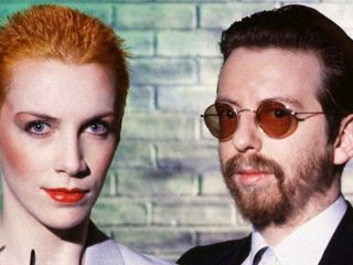 Dave Stewart de Eurythmics dice que tocar con Annie Lennox es 'una montaña rusa'