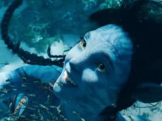 Sigourney Weaver interpreta a una adolescente en "Avatar: The Way Of Water"