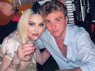 Madonna celebra el cumpleaños 22 de su hijo Rocco Ritchie