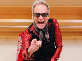 David Lee Roth comparte una versión inédita de “Panama” de Van Halen