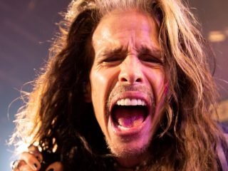 Aerosmith realiza el primer concierto pospandemia