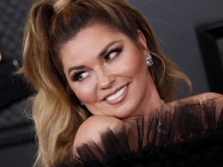 Shania Twain lanza nuevo sencillo: “Waking Up Dreaming”