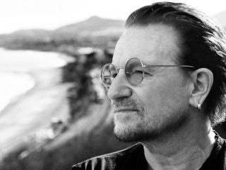 Bono anuncia la gira mundial de su libro 'Stories Of Surrender'