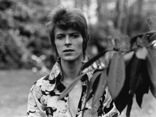 Se lanza libro fotográfico de David Bowie