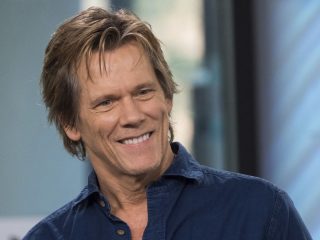 Los Guardianes de la Galaxia secuestran a Kevin Bacon en el tráiler de su especial navideño