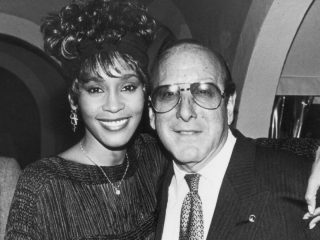 Clive Davis habla sobre la película biográfica de Whitney Houston