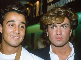 Andrew Ridgeley de Wham! dice que solía ir a cantar villancicos con George Michael