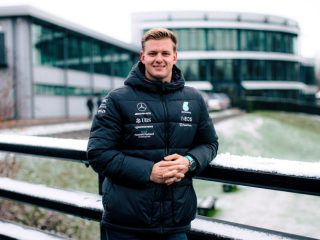 Mick Schumacher se une a Mercedes como piloto de reserva para 2023