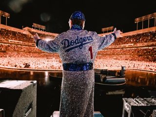 ¿Elton John tocará en Glastonbury? Sus fans tienen la sospecha