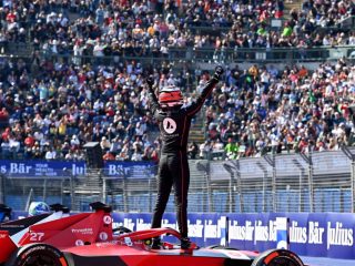 Jake Dennis ganó el E-Prix de la Ciudad de México para Andretti