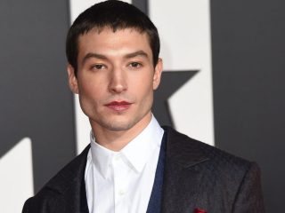 Ezra Miller se declarará culpable de allanamiento en caso de robo