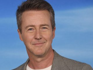 Edward Norton "incómodo" después de descubrir que sus antepasados tenían esclavos