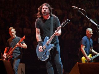 Foo Fighters anuncian su regreso en un mensaje de Año Nuevo