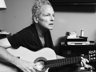 Lindsey Buckingham trabaja en un nuevo álbum