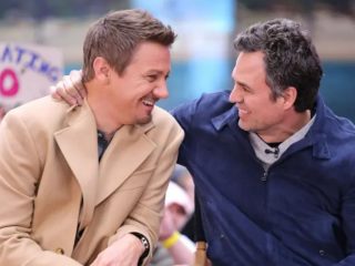 Mark Ruffalo pide a los fanáticos que oren por la 'recuperación rápida' de Jeremy Renner