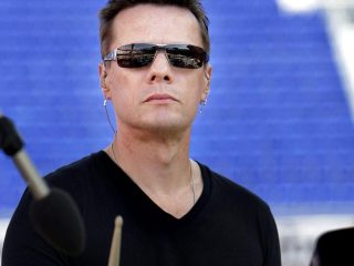 U2 ya tiene al sustituto de Larry Mullen Jr.