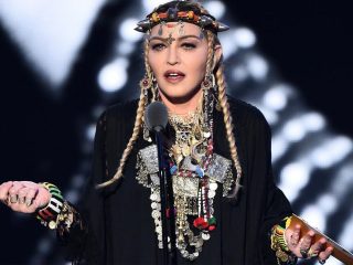 Madonna hace baile viral de Wednesday Adams