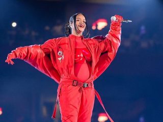 Rihanna, embarazada, encabeza el espectáculo de medio tiempo del Super Bowl