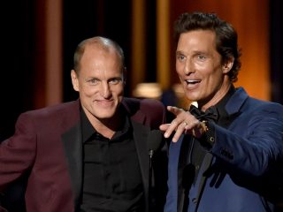 Matthew McConaughey y Woody Harrelson se reunirán en una nueva serie de Apple TV+