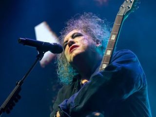 Robert Smith le pide a Ticketmaster que explique el alto precio de sus boletos