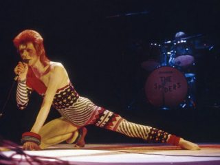 El mánager de David Bowie afirma que se planeó una gira de regreso de Ziggy Stardust