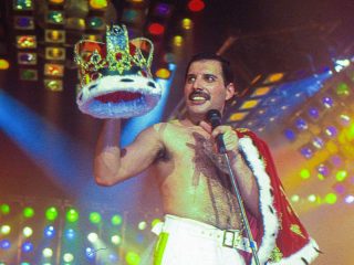 Subastarán objetos personales de Freddie Mercury