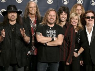 Lynyrd Skynyrd continuará como banda tras el fallecimiento de Gary Rossington