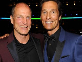 Matthew McConaughey afirma que Woody Harrelson podría ser su hermano