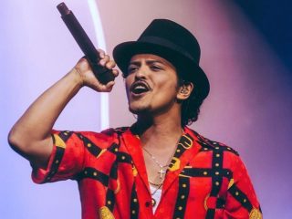 Bruno Mars lanzará su primer álbum en solitario en 7 años