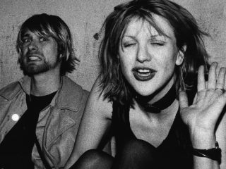 Courtney Love comparte letra inédita de 'Smells Like Teen Spirit' de Nirvana