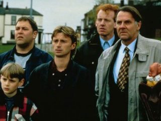 El elenco original de The Full Monty se reúne en el tráiler de la secuela