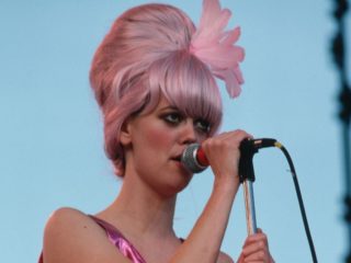 Cindy Wilson de The B-52 anuncia nuevo álbum en solitario, 'Realms'