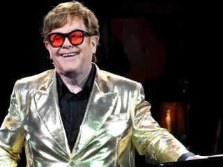 Elton John cambió los planes de Glastonbury en el último minuto