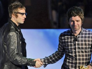 Liam Gallagher afirma que Noel lo ha llamado "muchas veces" para una reunión de Oasis