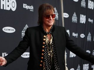 Richie Sambora dice que "ni siquiera está cerca" de volver a Bon Jovi