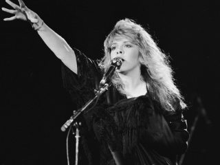 Stevie Nicks anuncia un set de álbumes de estudio completos y rarezas