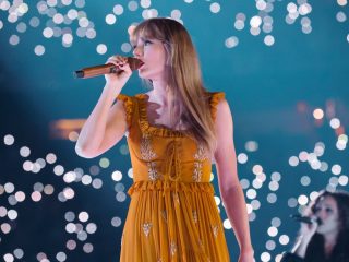 Se espera que “The Eras Tour” de Taylor Swift genere $4.6 mil millones de dólares en ingresos